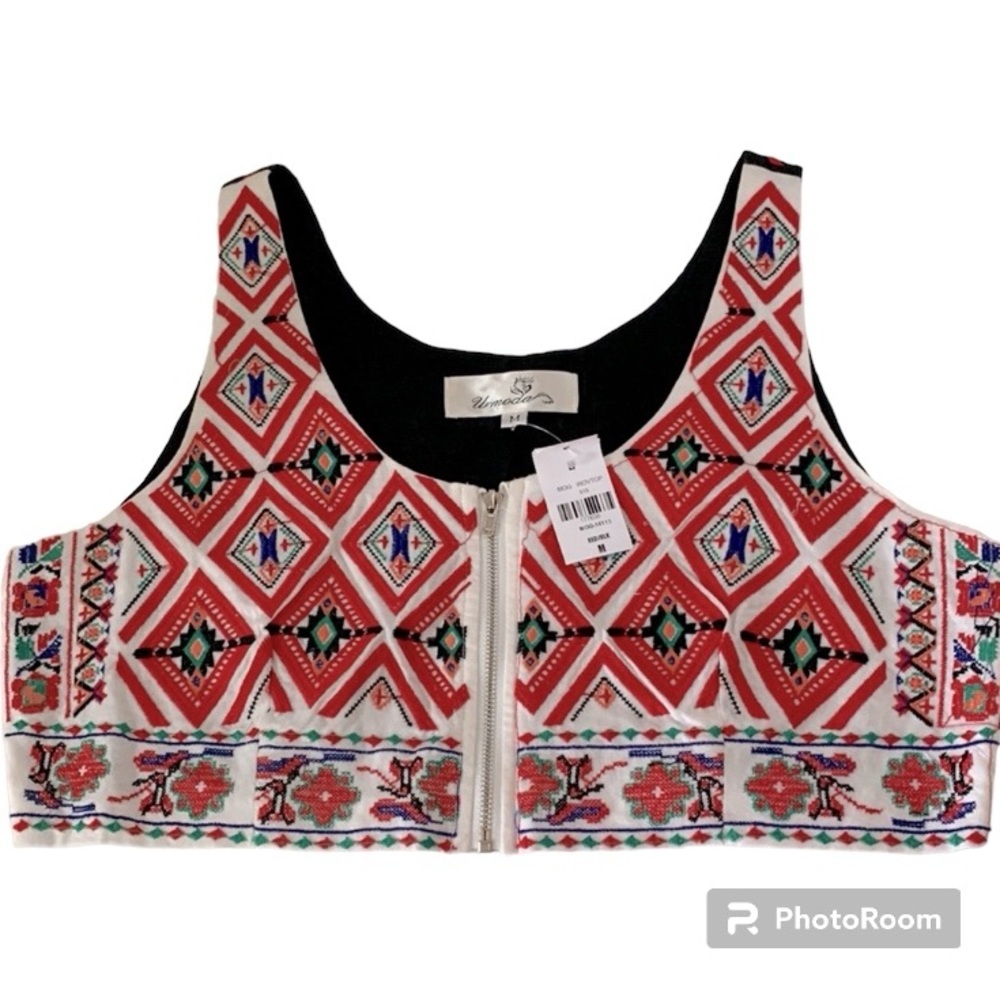 Urmoda front zip cropped top/vest w/a touch of Boho styling ,red white multi
